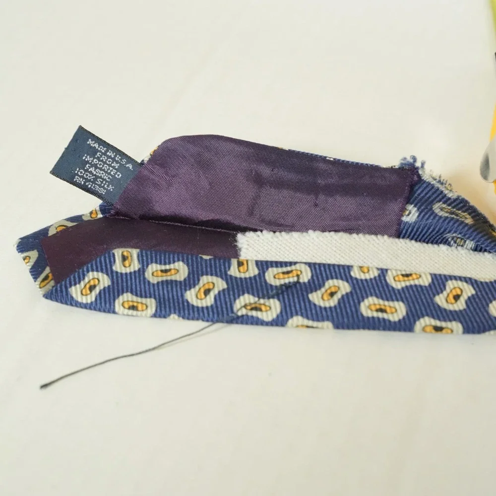 Polo Ralph Lauren Men's Tie Blue Novelty Peanut Pattern 56